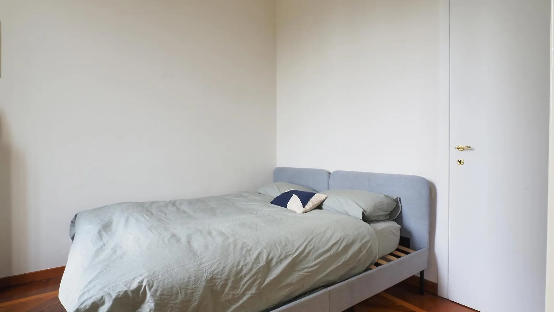 Location Cavour Room Milan Homestay